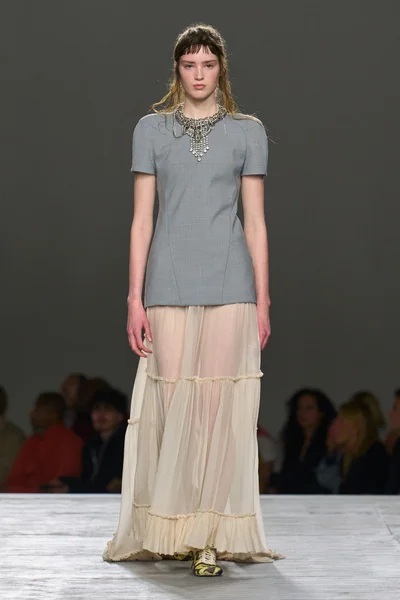 Look 6